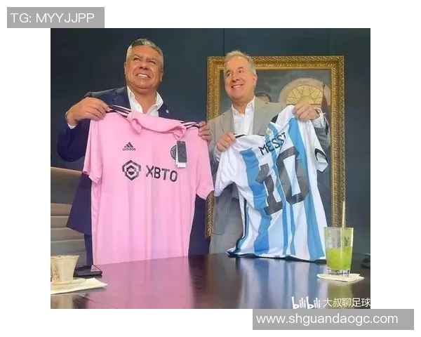 足球明星赠送豪车背后的故事与球迷心声解析 足球明星赠送豪车背后的故事与球迷心声解析